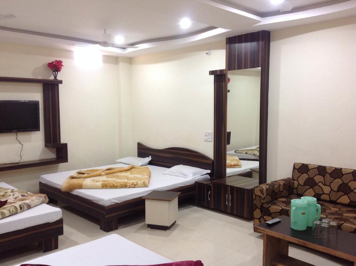 Hotel Vrandavan Palace Near Mahakal Temple Ujjain Luaran gambar
