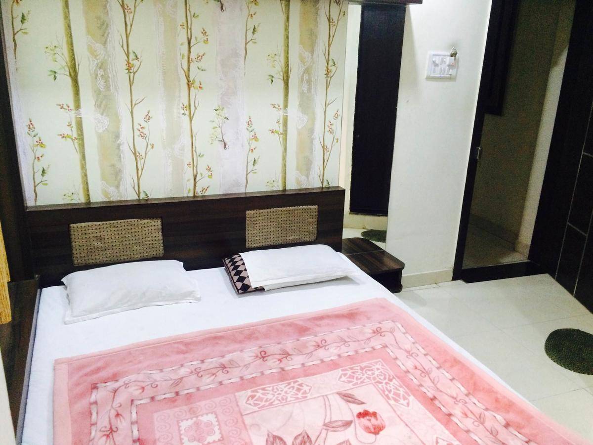 Hotel Vrandavan Palace Near Mahakal Temple Ujjain Luaran gambar