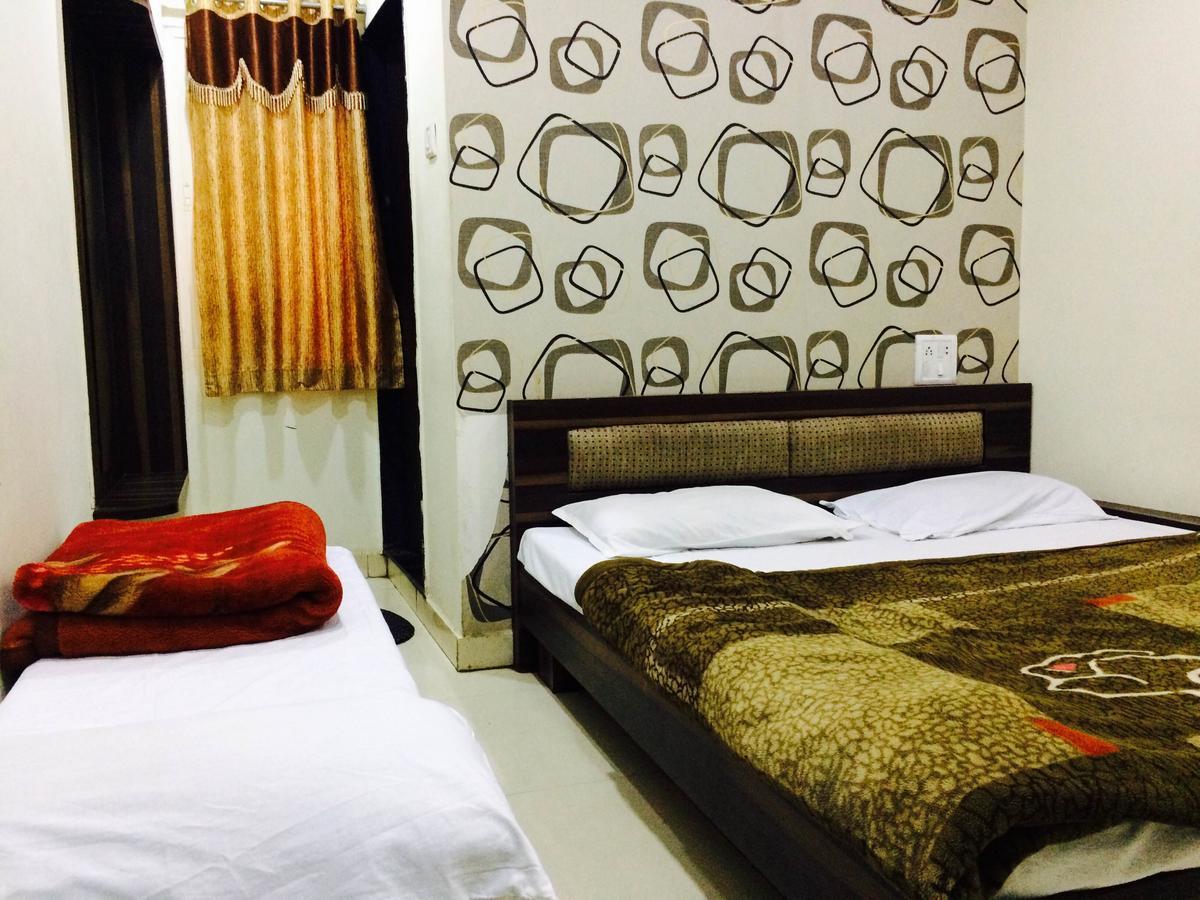 Hotel Vrandavan Palace Near Mahakal Temple Ujjain Luaran gambar
