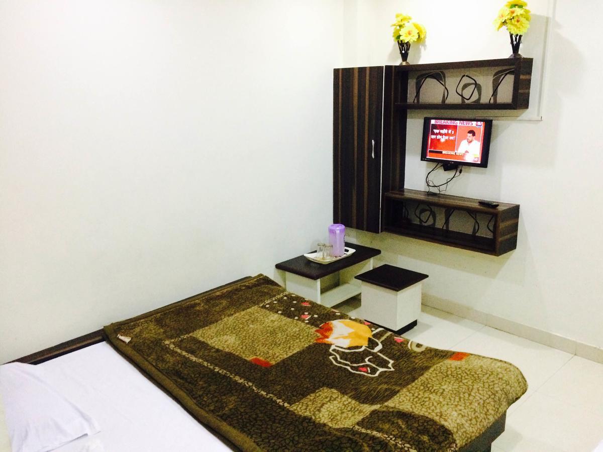 Hotel Vrandavan Palace Near Mahakal Temple Ujjain Luaran gambar
